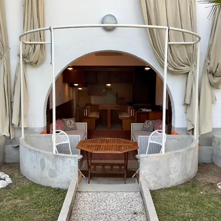 Апартаменти Aquamar On The By Venicescape