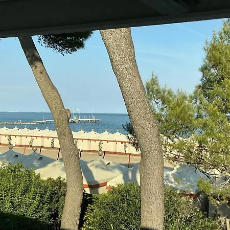 Aquamar On The By Venicescape *