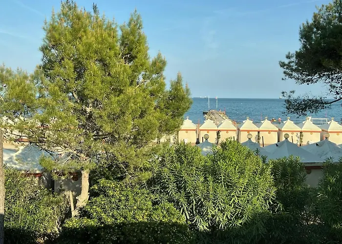 Aquamar On The By Venicescape * البندقية-ليدو